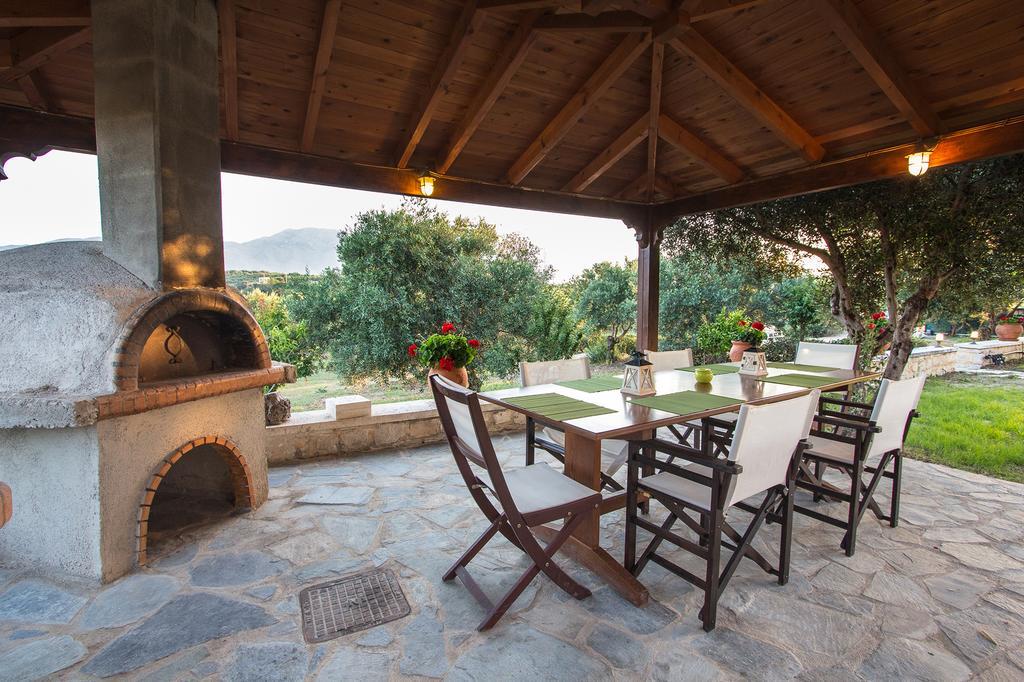 Villa Manoutsio Episkopi  Luaran gambar