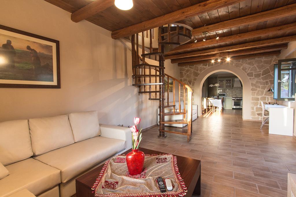 Villa Manoutsio Episkopi  Luaran gambar